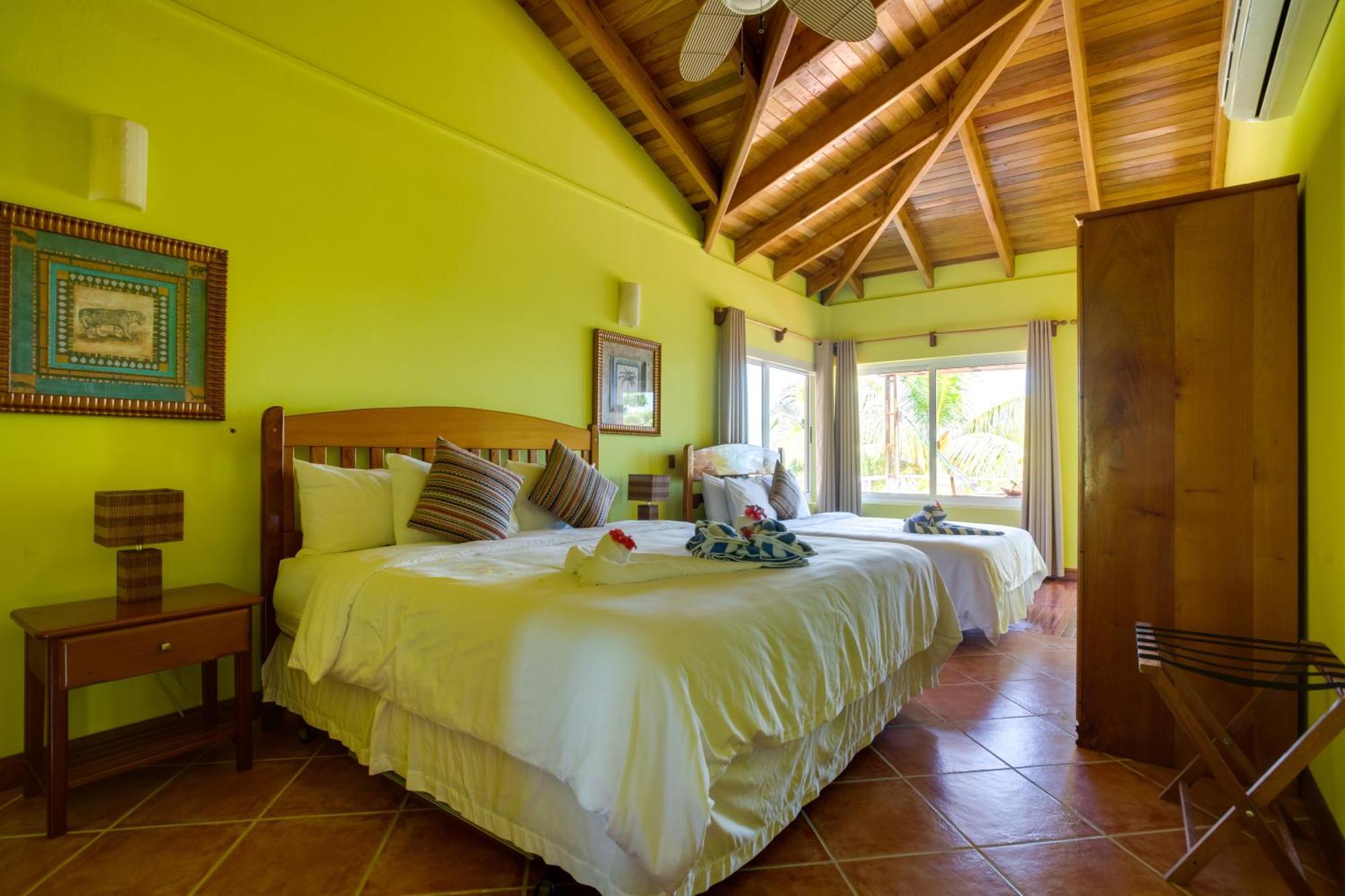 Laru Beya Resort Placencia Dış mekan fotoğraf