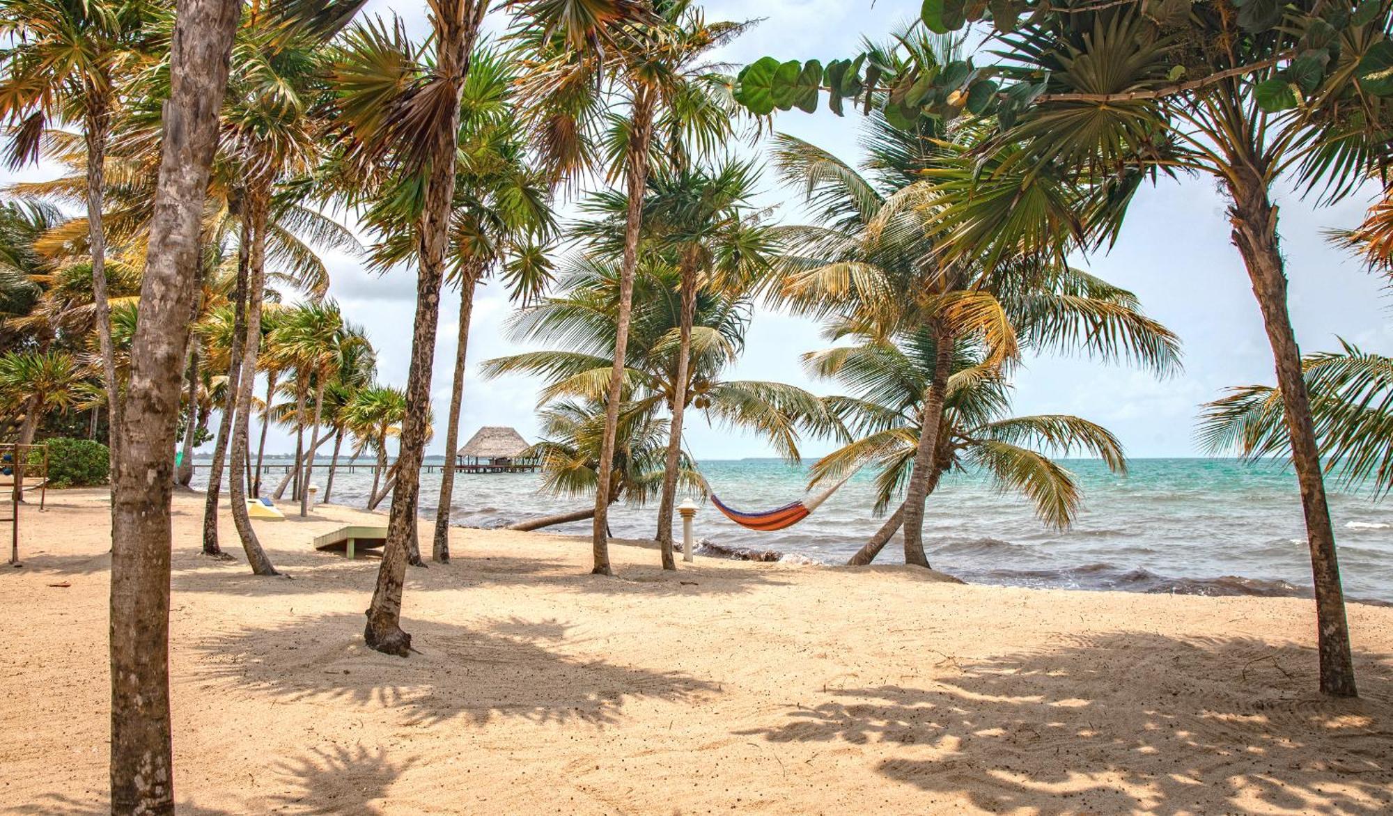 Laru Beya Resort Placencia Dış mekan fotoğraf