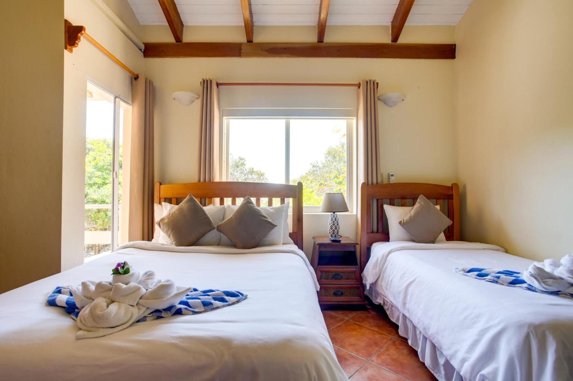 Laru Beya Resort Placencia Dış mekan fotoğraf