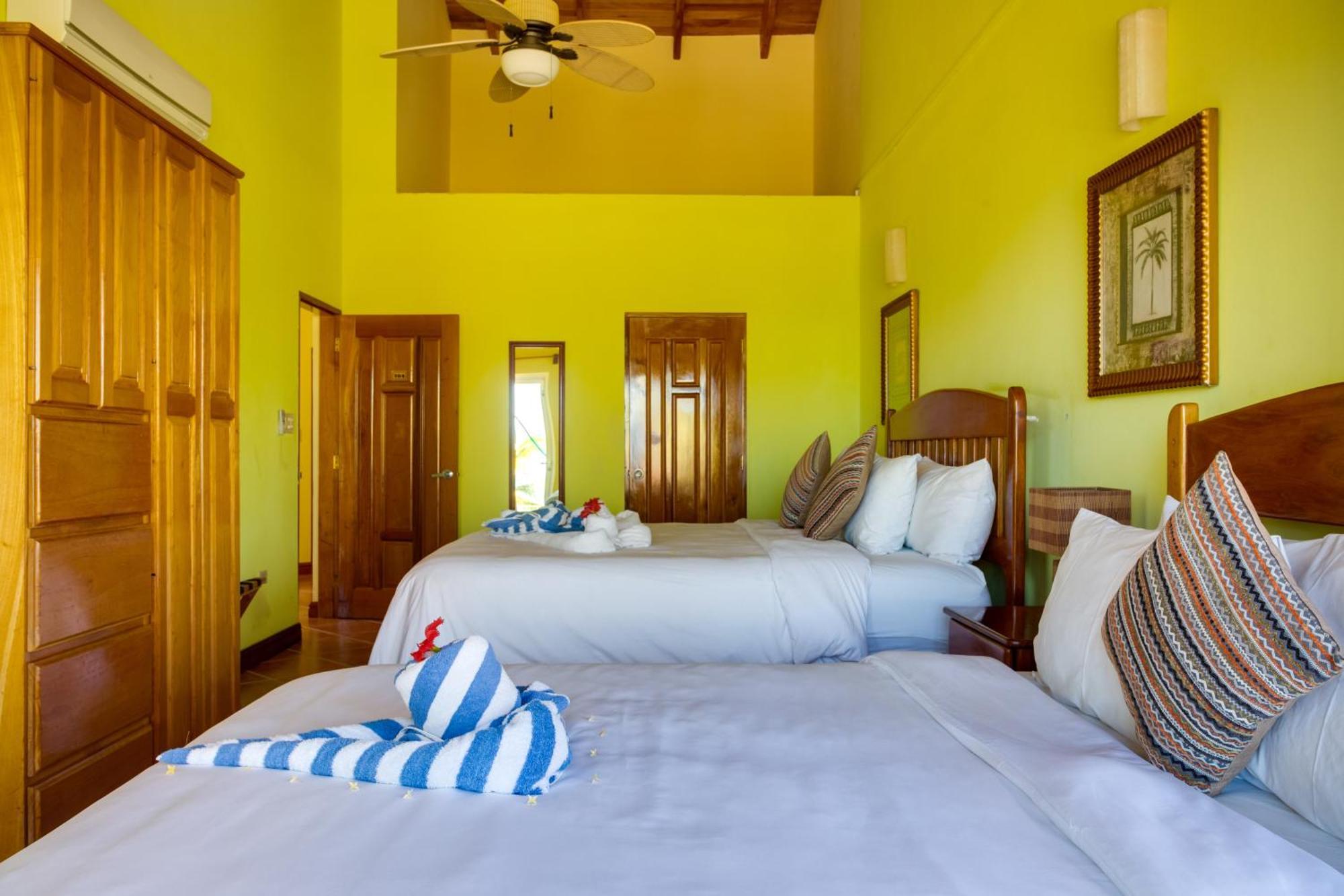 Laru Beya Resort Placencia Dış mekan fotoğraf