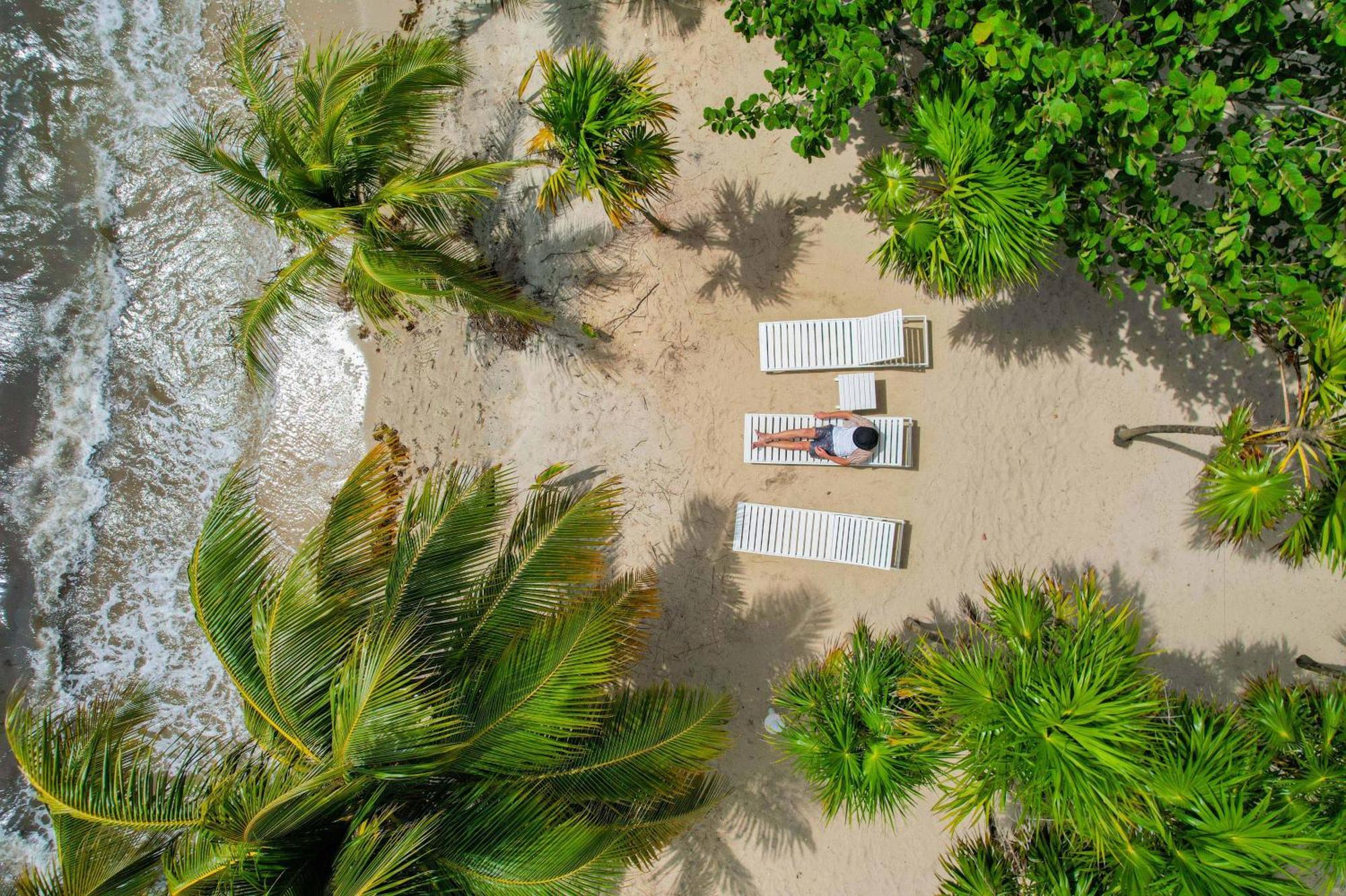 Laru Beya Resort Placencia Dış mekan fotoğraf